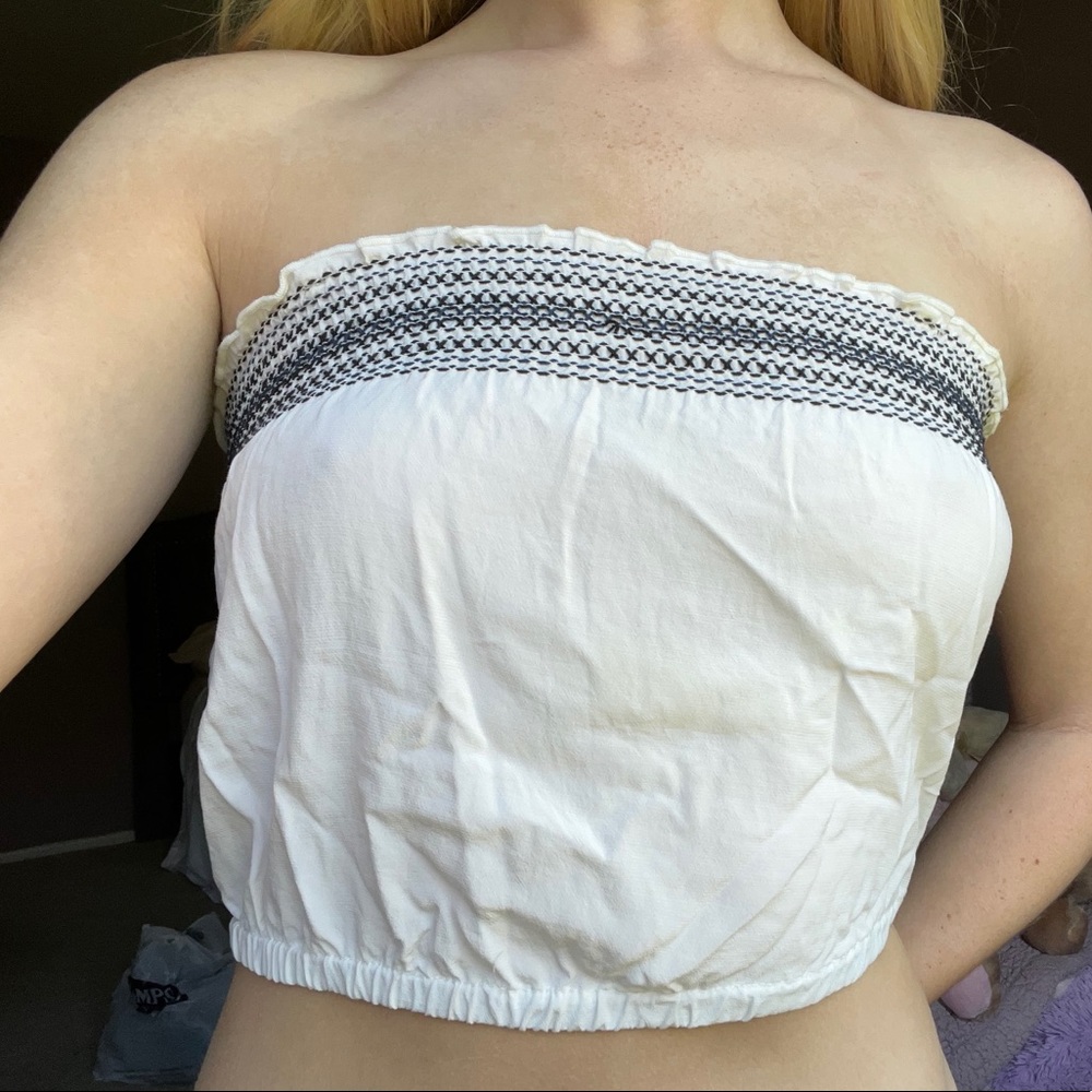 urban outfitters tube top with blue stitching